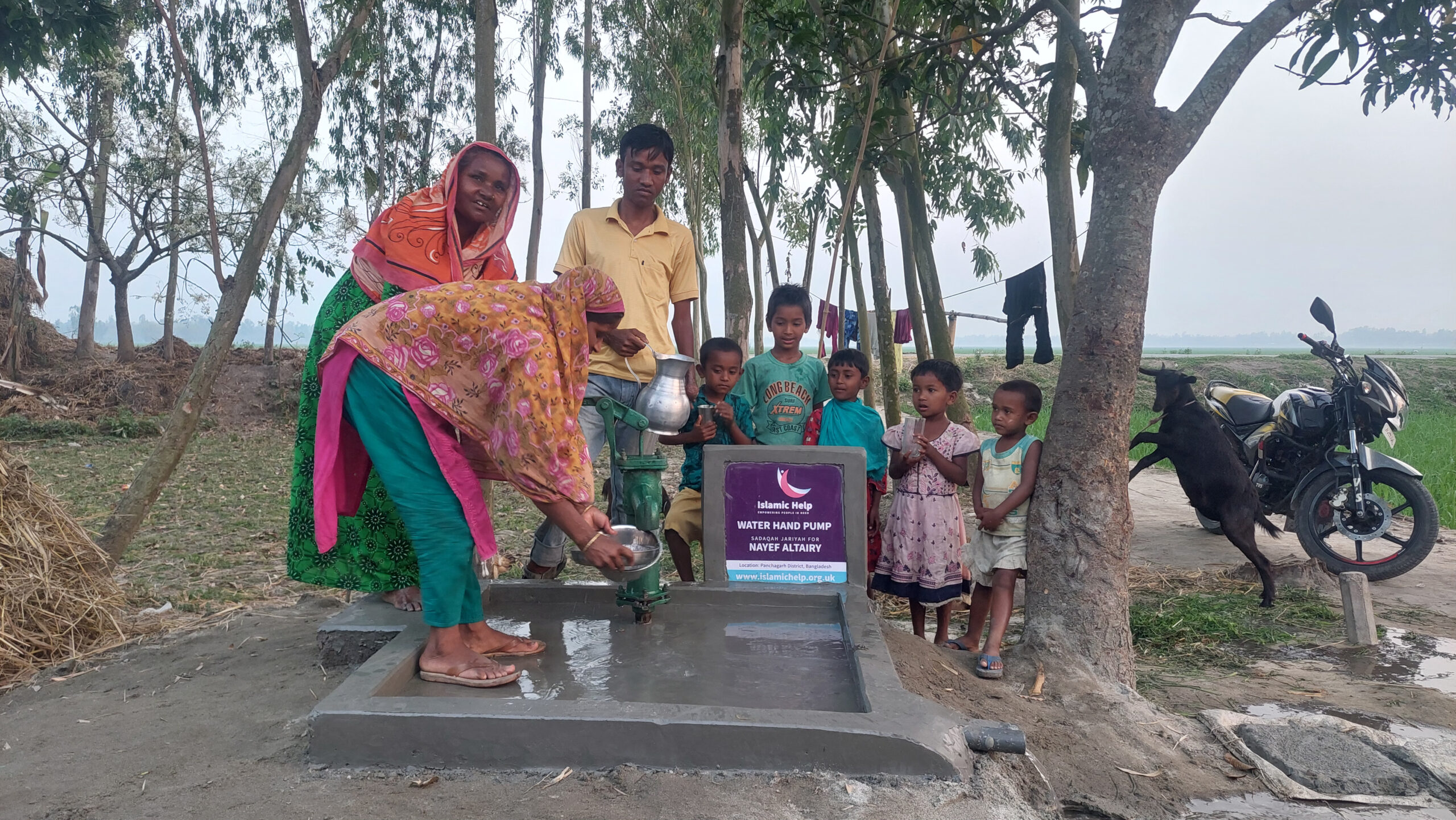 Water Hand Pump vs Water Well: Which Should You Donate?
